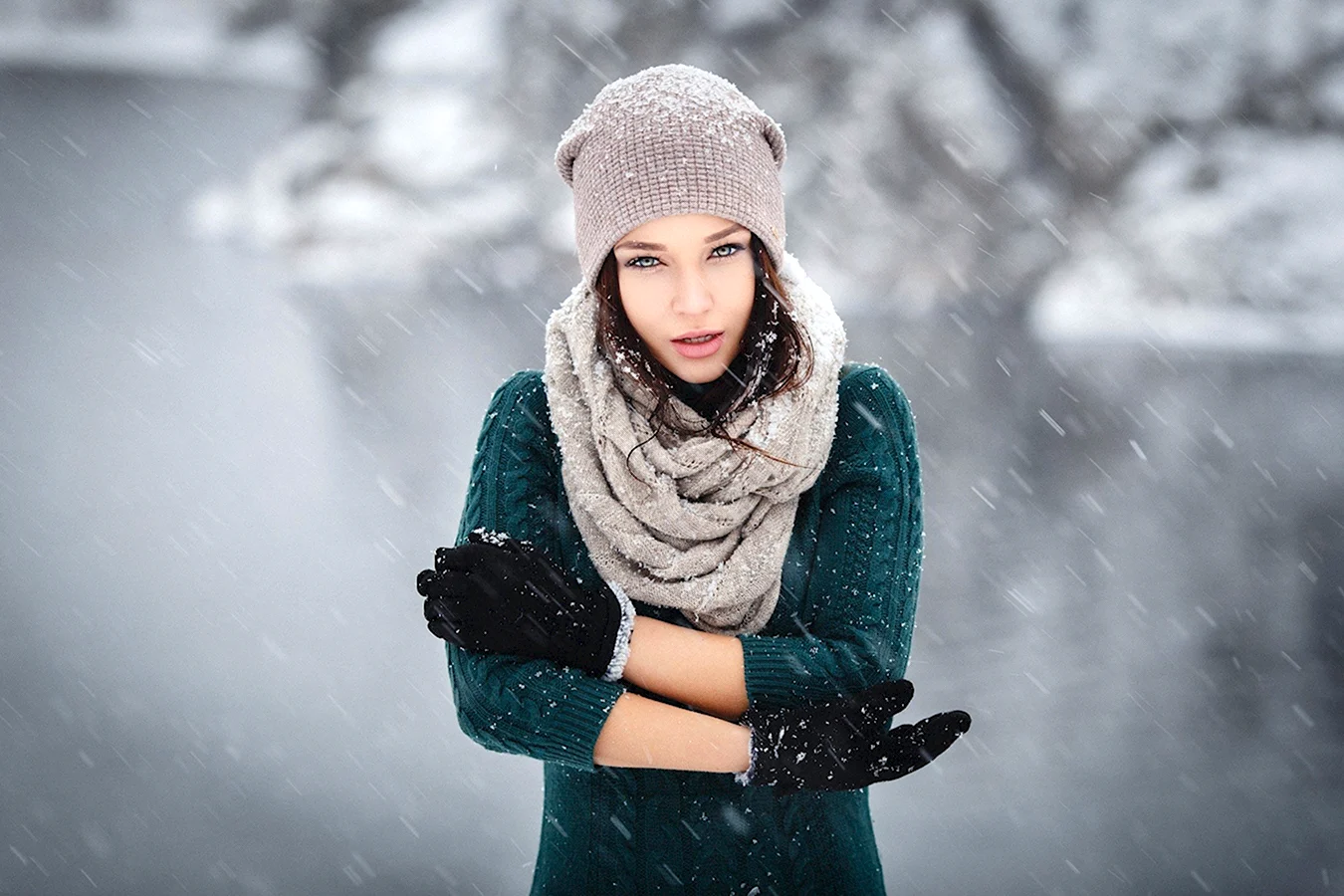 Ангелина Петрова фотомодель зимой