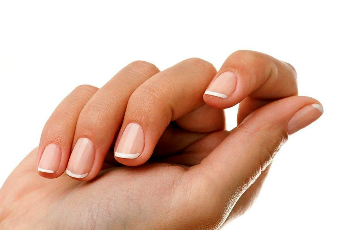 Белые пятна на ногтях указательного и среднего пальца рук