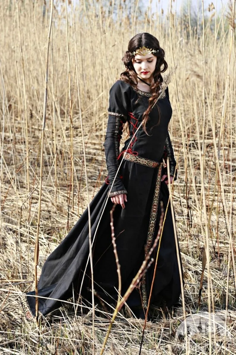 Берканар Средневековая одежда