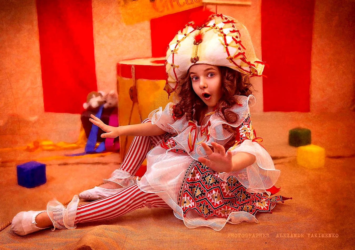 Детская фотосессия в стиле цирк