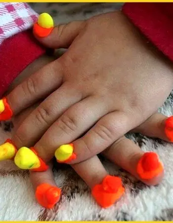 Детские накрашенные ногти
