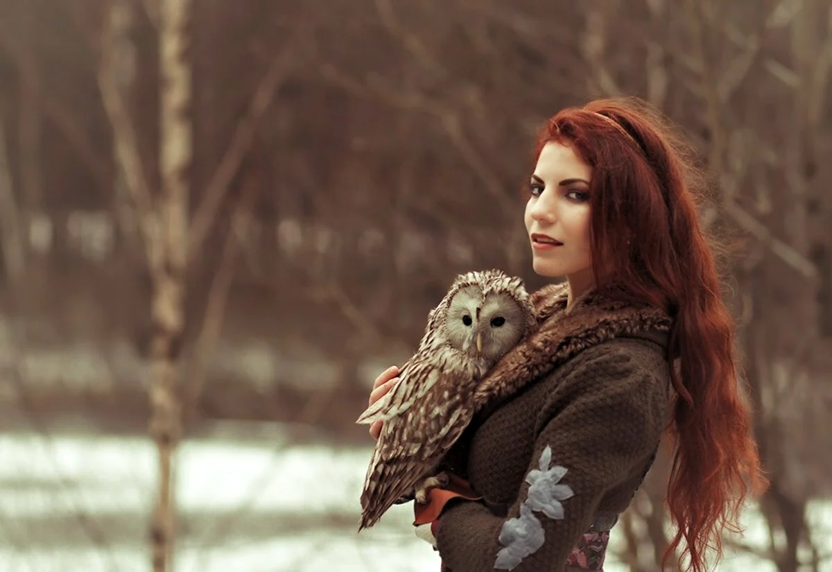 Девушка с совой
