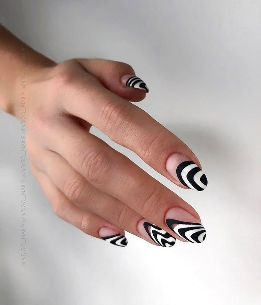 Дизайн ногтей волнистые линии