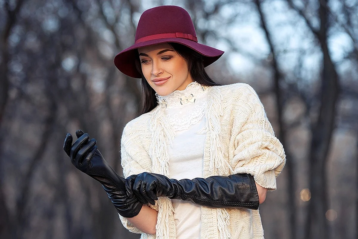 Екатерина Климова in Leather Gloves