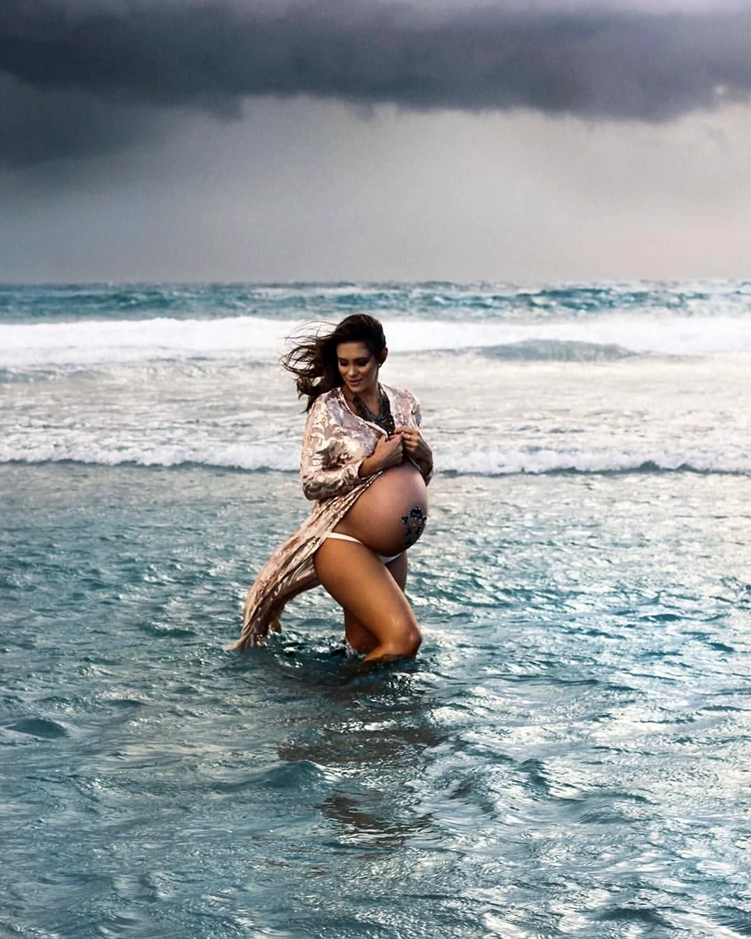 Фотосессия беременности на море