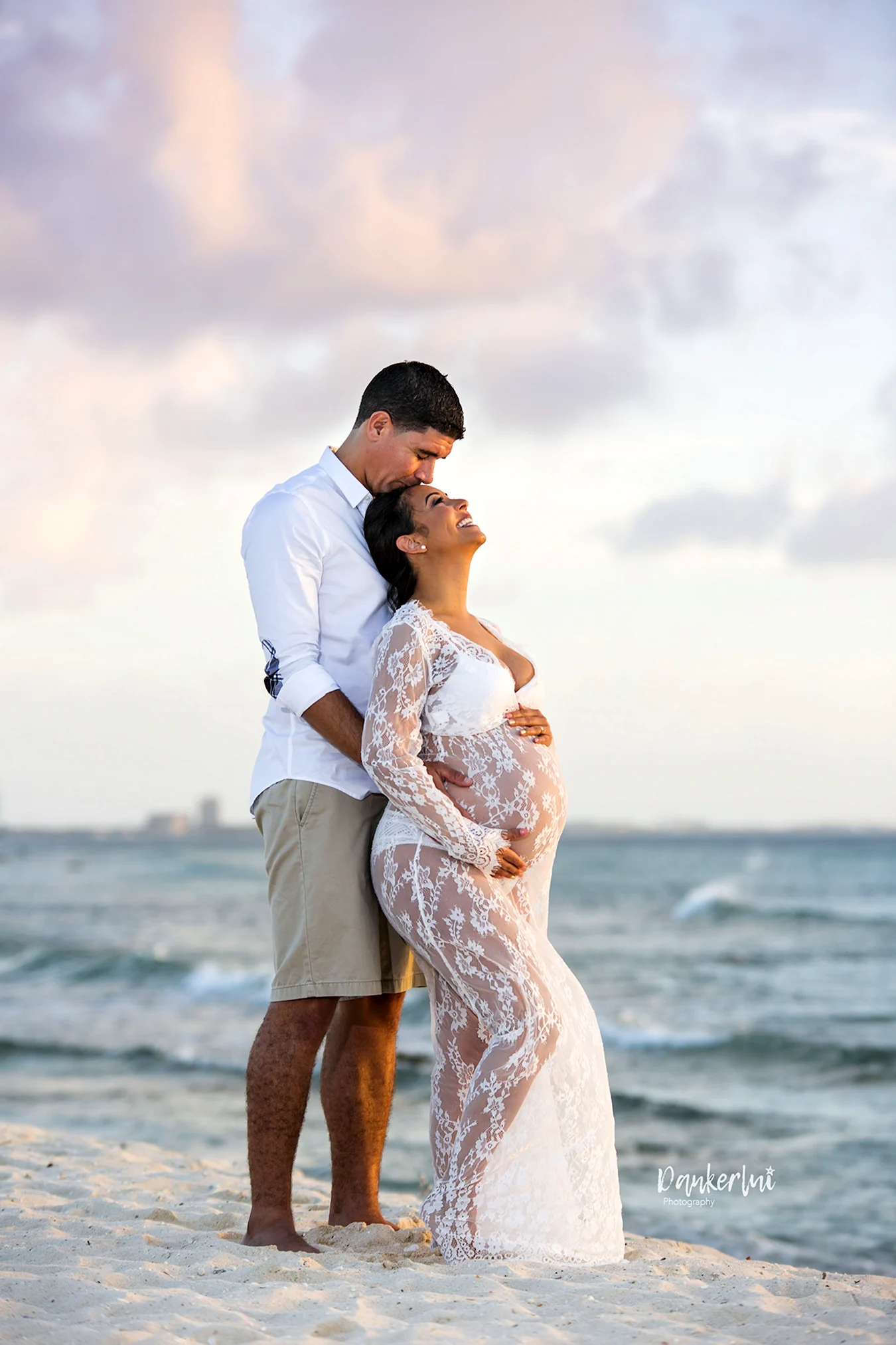 Фотосессия беременных на берегу