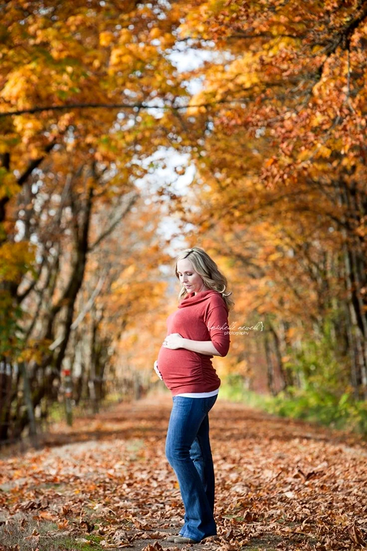 Фотосессия беременных осенью