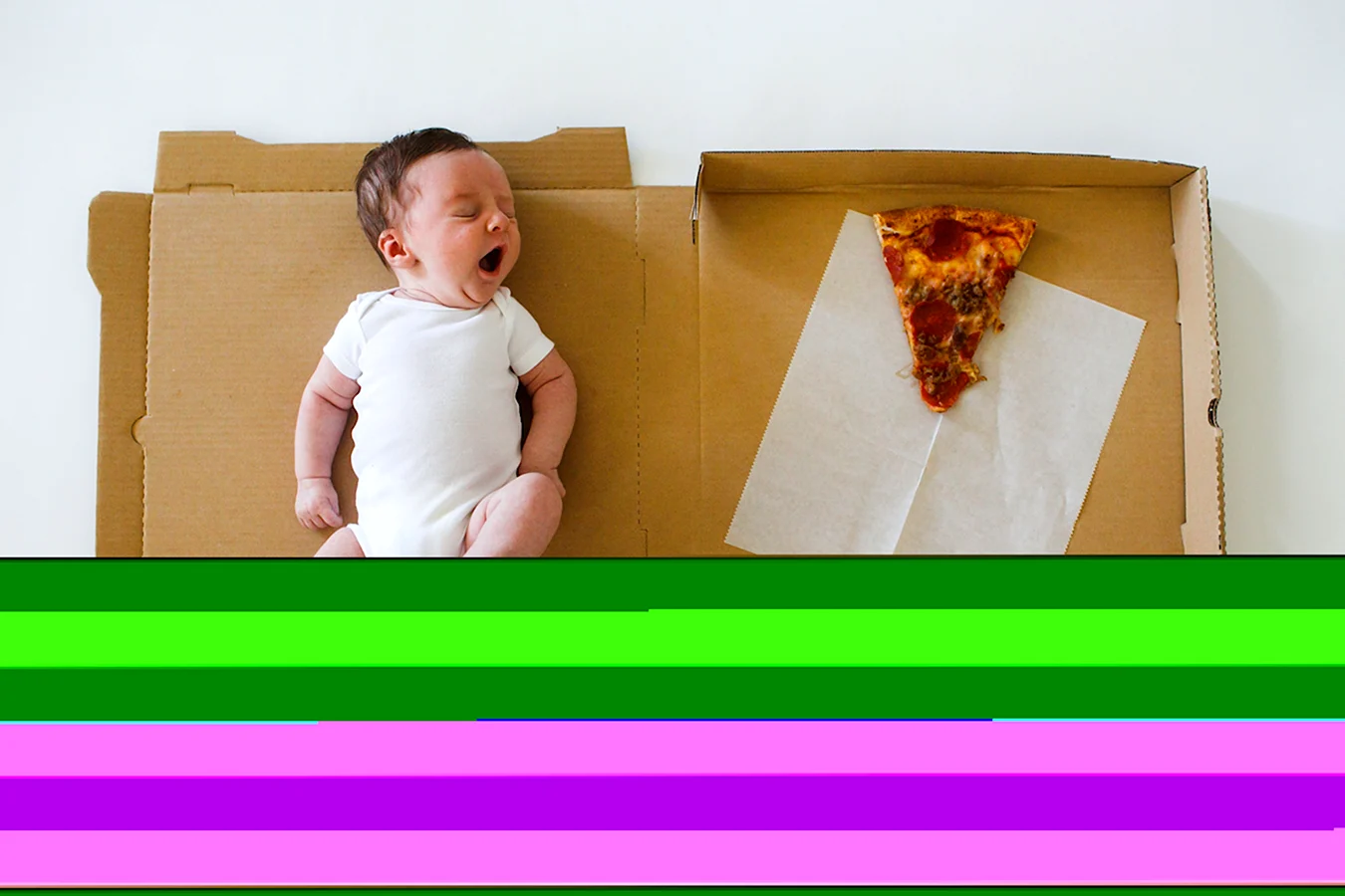 Фотосессия по месяцам малыша с пиццей
