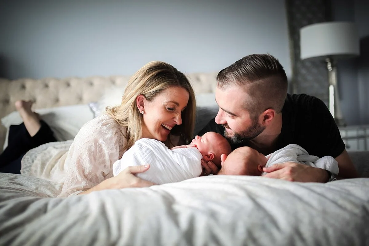 Фотосессия с новорожденным и мужем