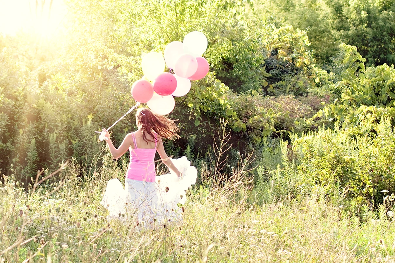 Фотосессия с шарами и цветами