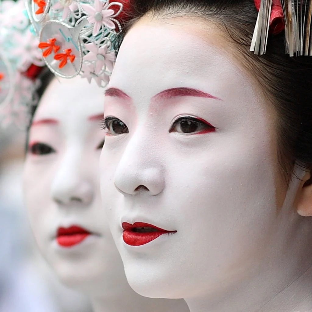 Гейши в Японии макияж