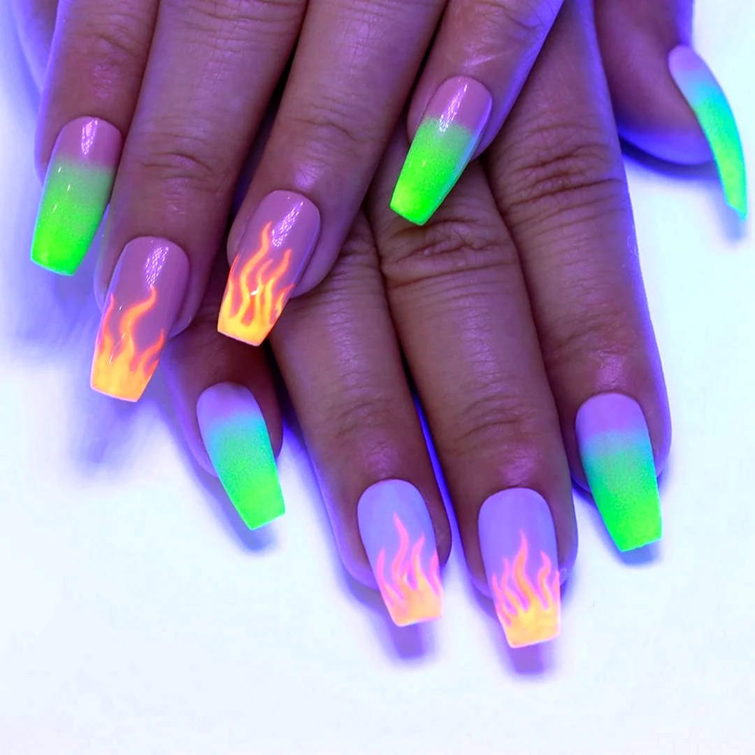 Яркие ногти
