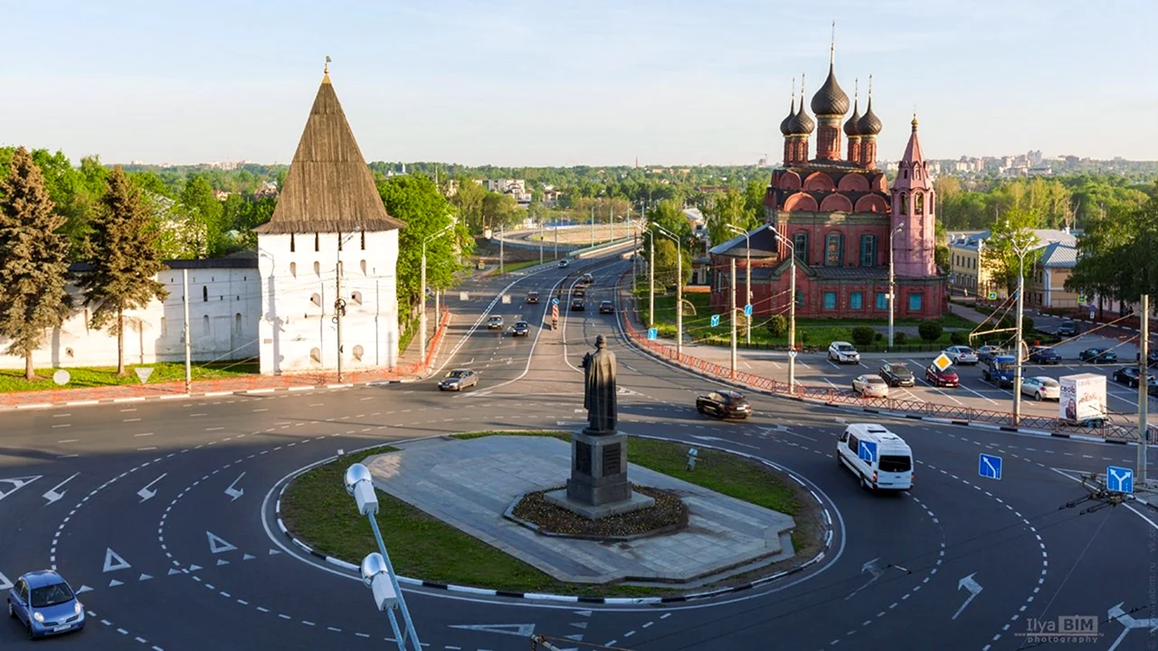Ярославль вид с Богоявленской площади с Ярославом мудрым