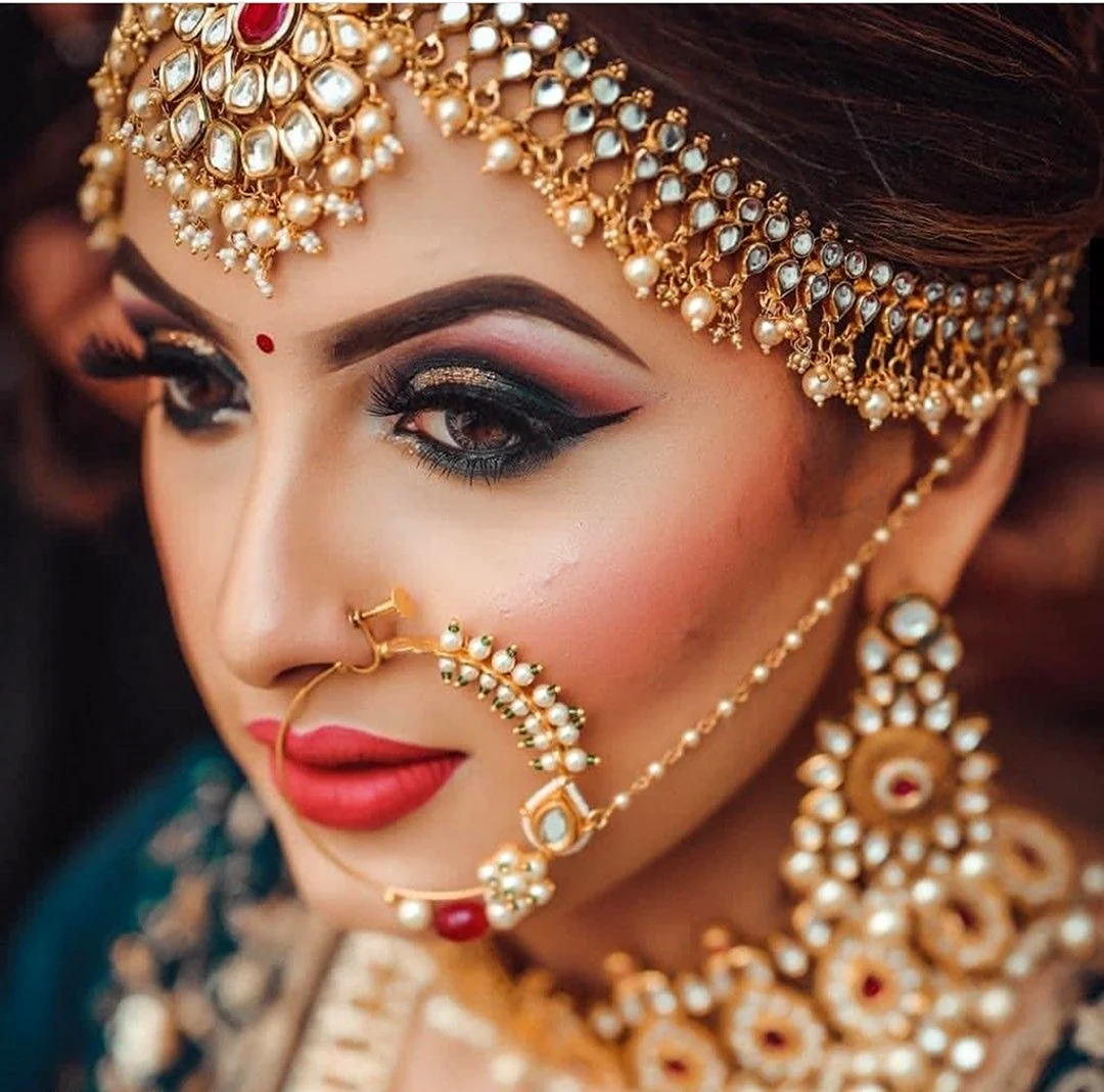 Индийский свадебный макияж