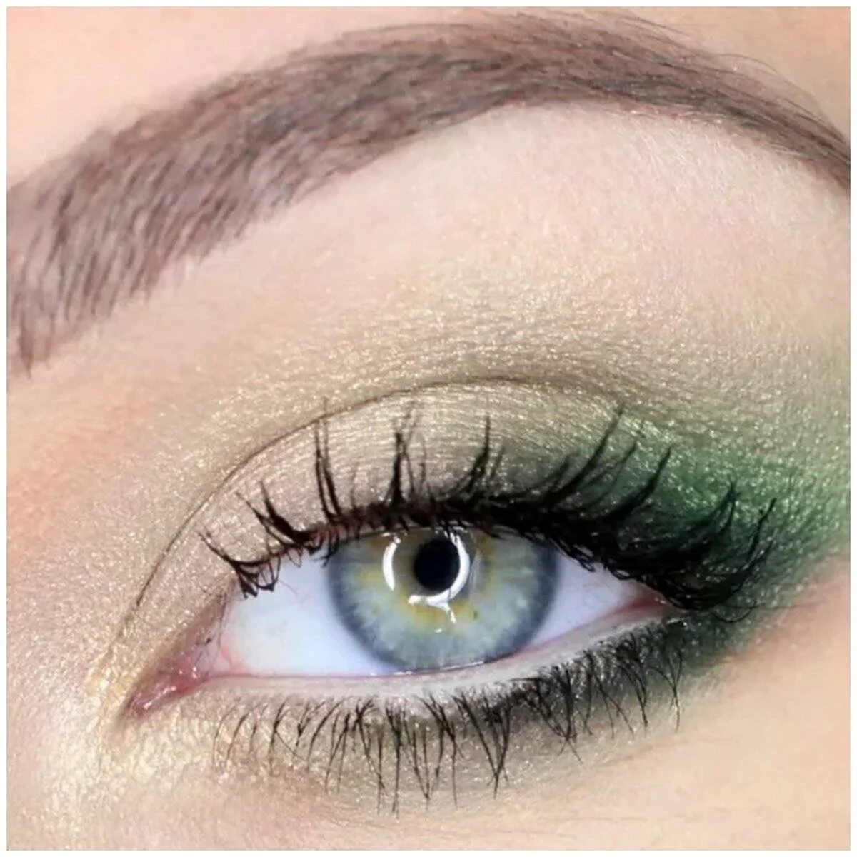 Холодный макияж для зеленых глаз