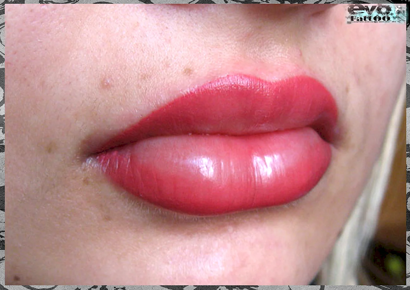 Клубничный цвет перманента губ