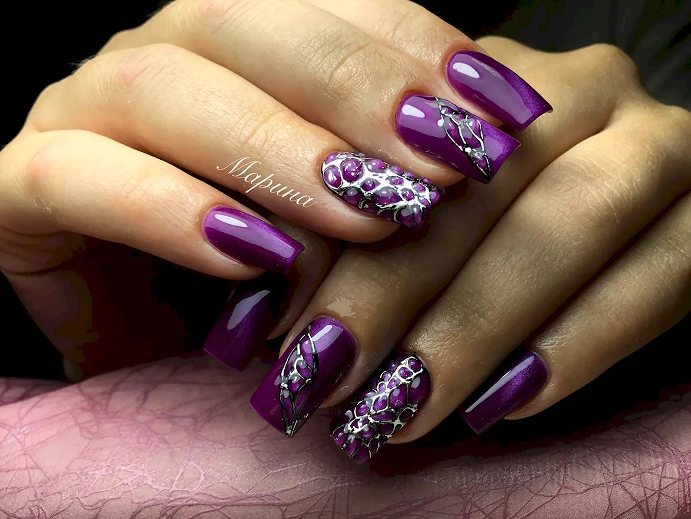 Красивые фиолетовые ногти