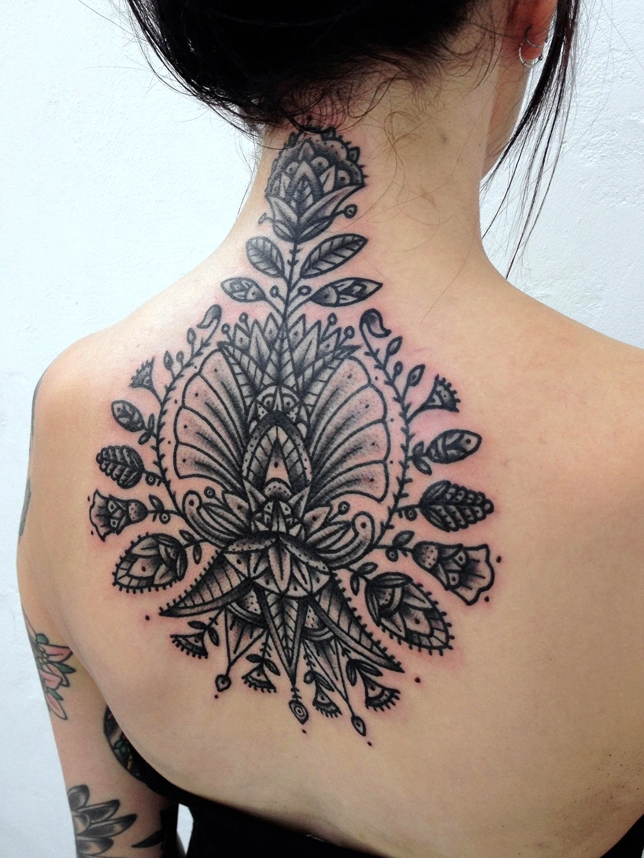 Красивые женские Татуировки на спине