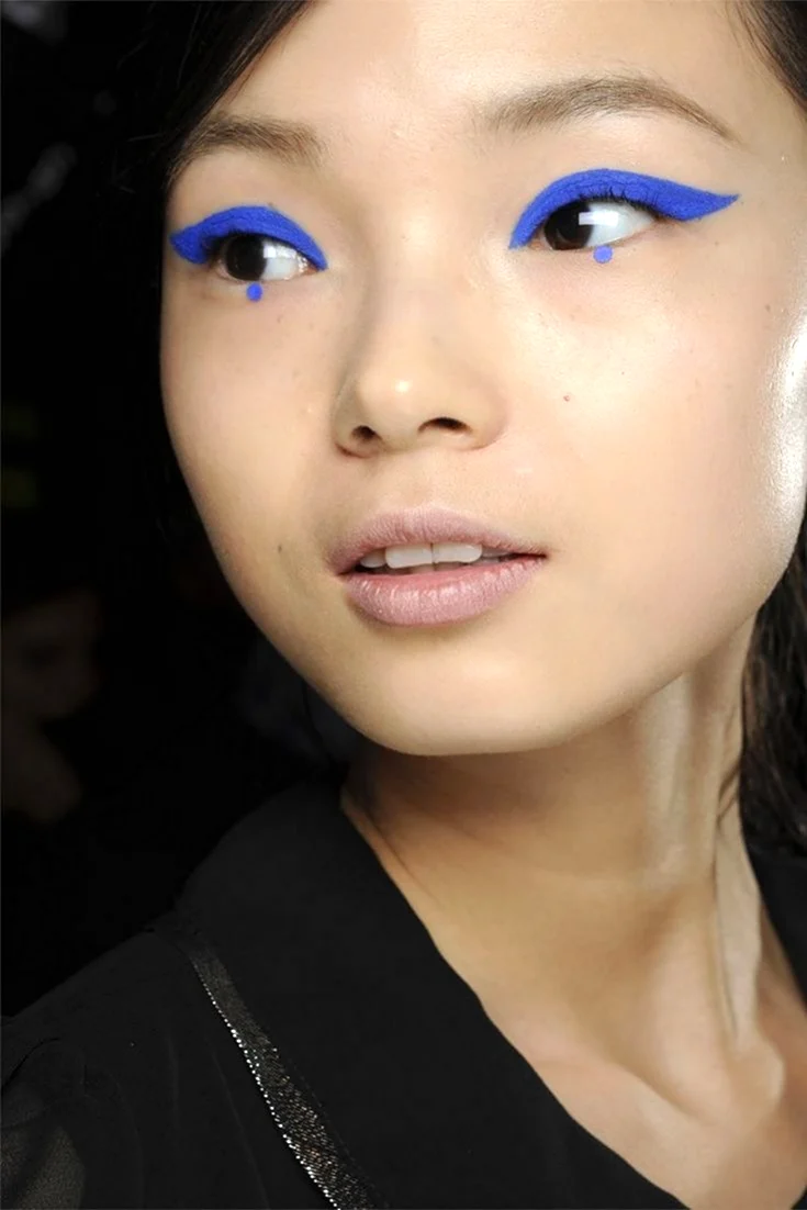 Креативный макияж глаз для азиаток
