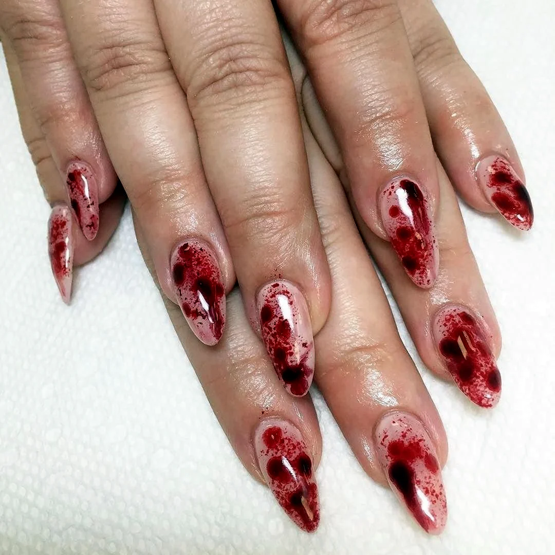 Кровавые ногти маникюр