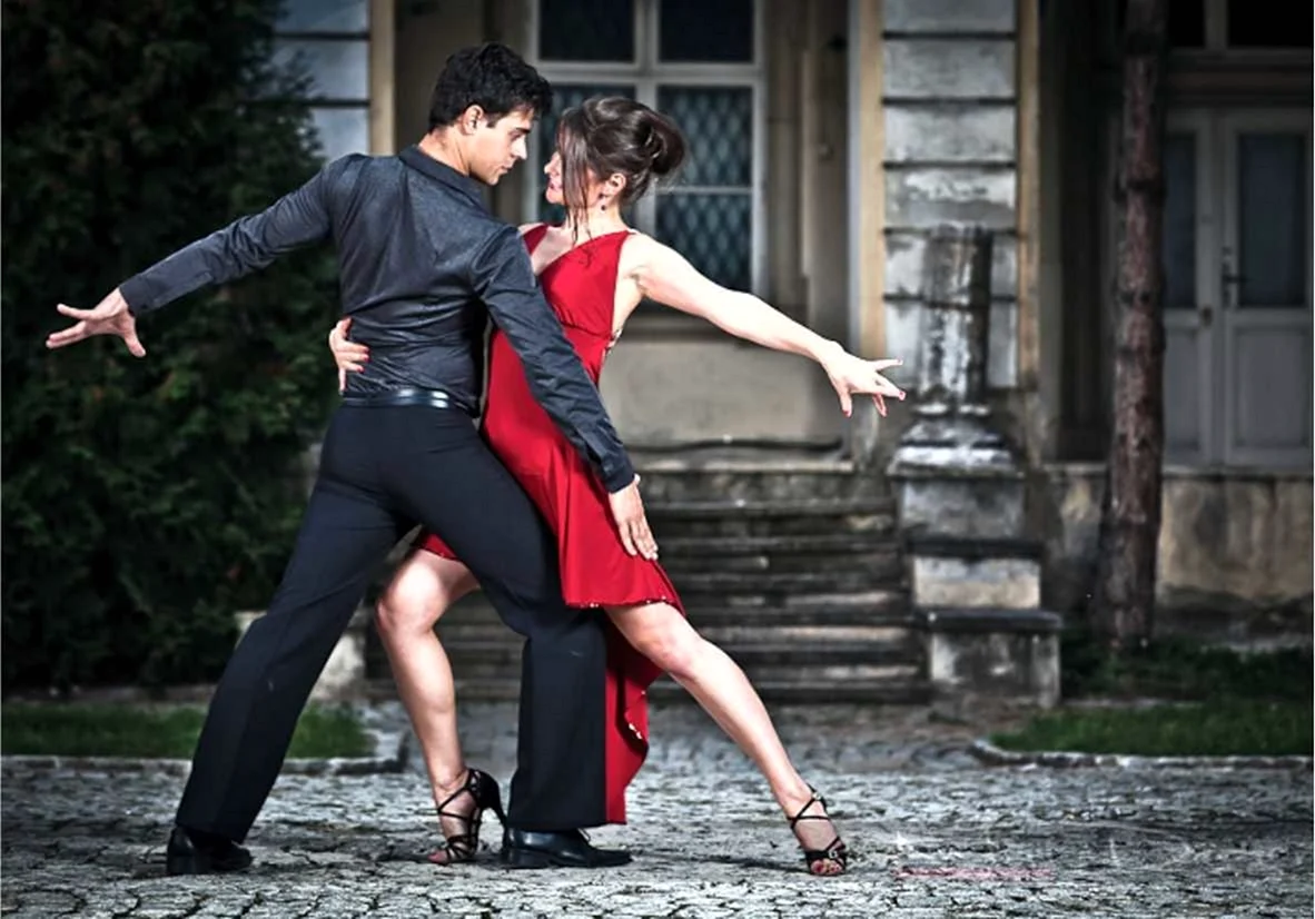 Латиноамериканские танцы сальса бачата