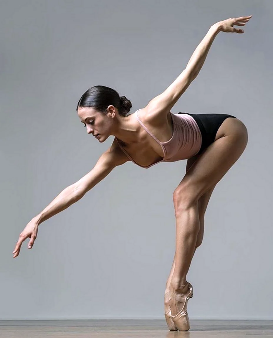 Мелани Хемрик балерина