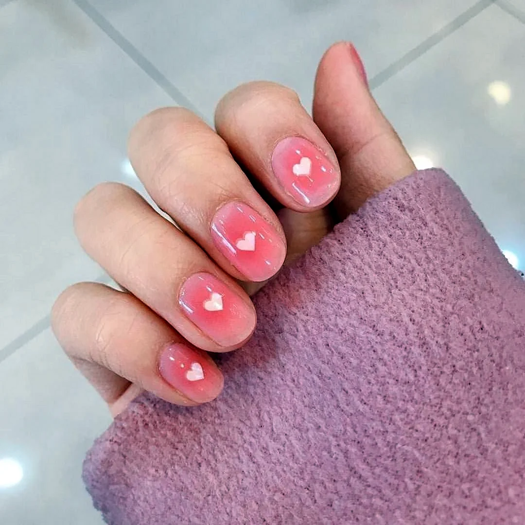 Милые розовые ногти