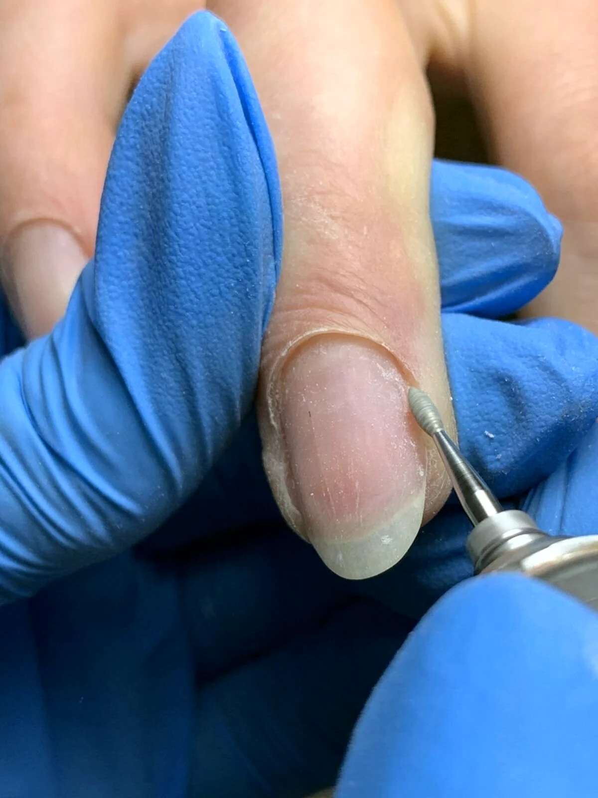 Ногти аппаратный маникюр