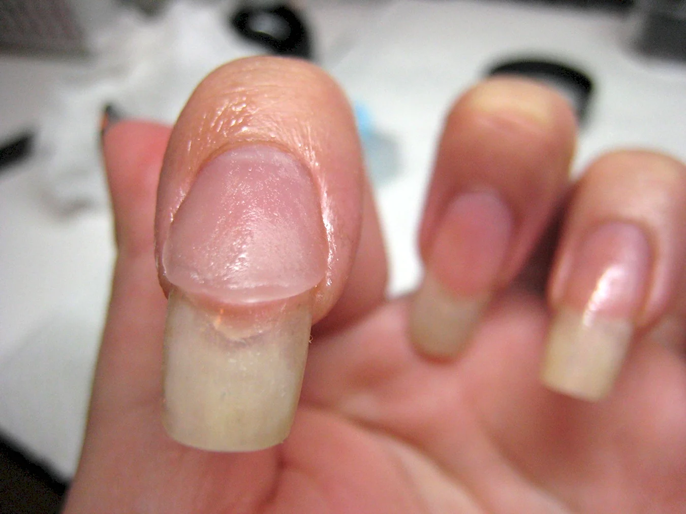 Ногти после нарощенных ногтей