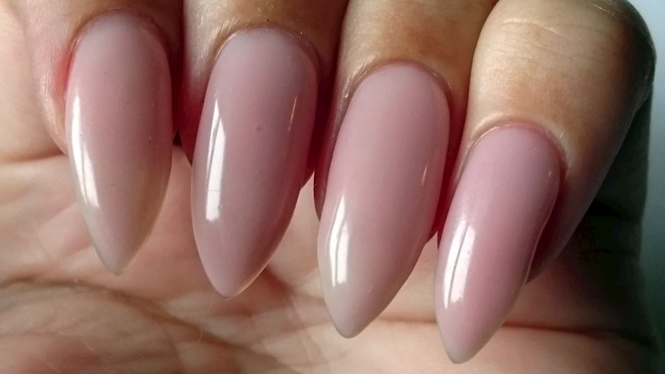 Ногти прозрачно розовые