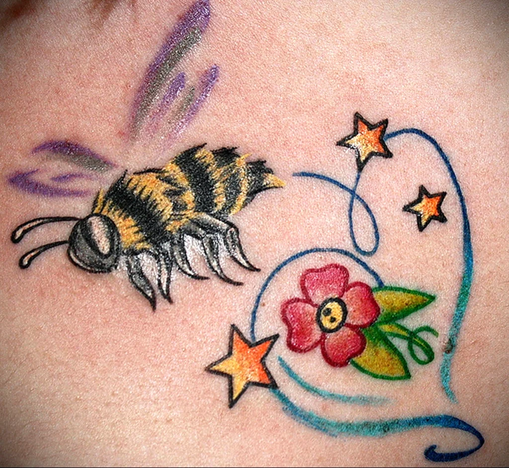 Парная Татуировка пчела