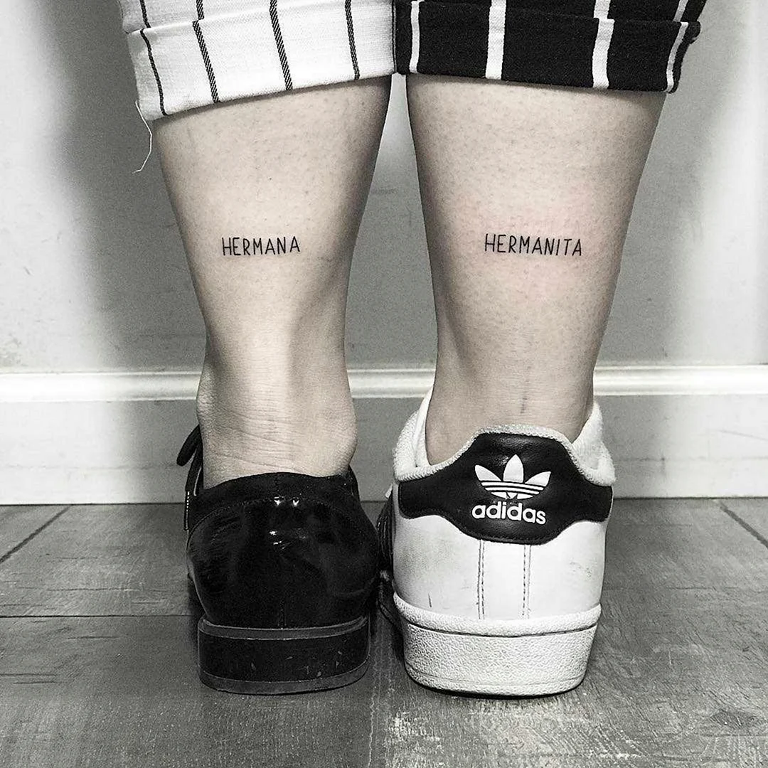 Парные Татуировки на ноге
