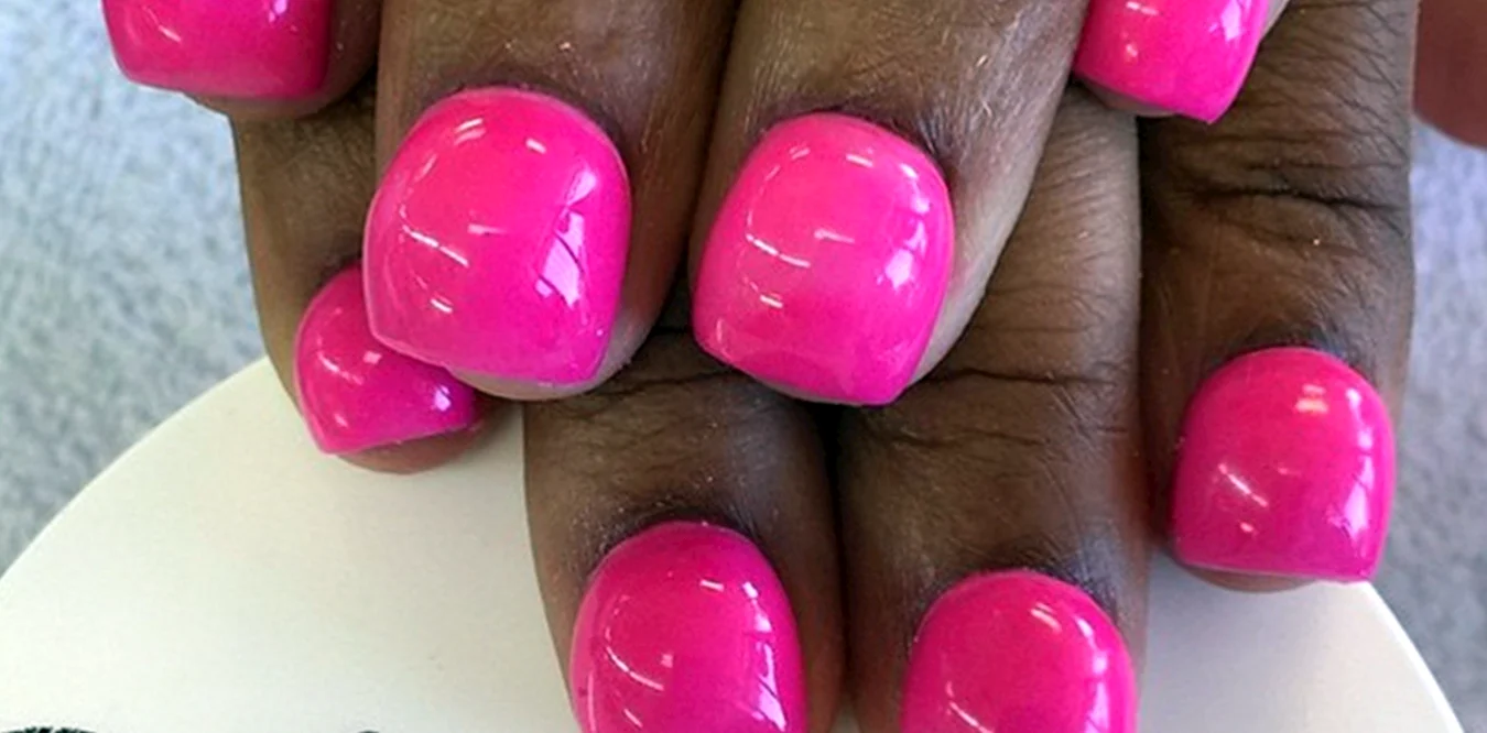 Педикюр дизайн ногтей кислотно розовый