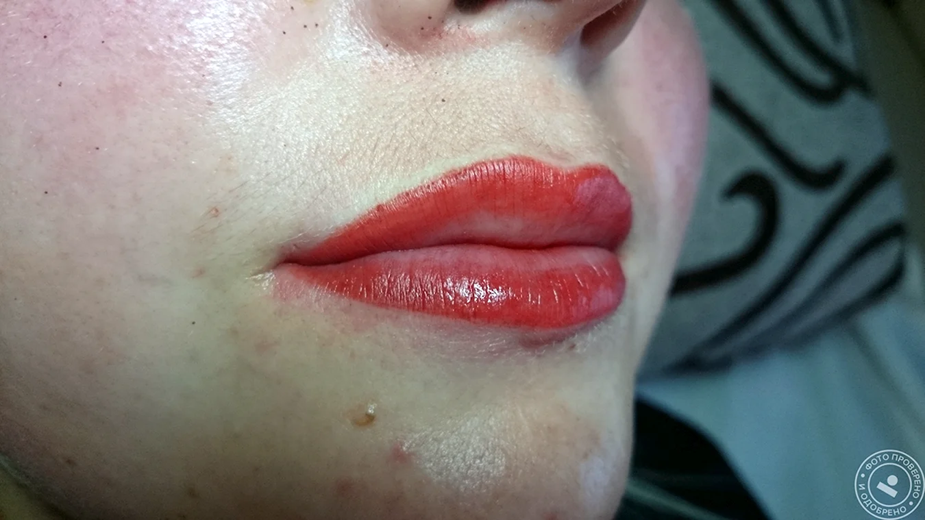 Перманентный макияж губ фото