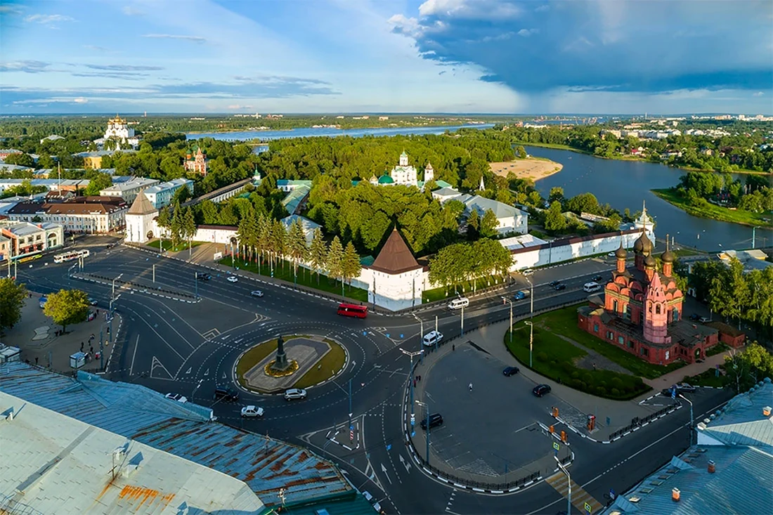 Площадь Богоявления Ярославль
