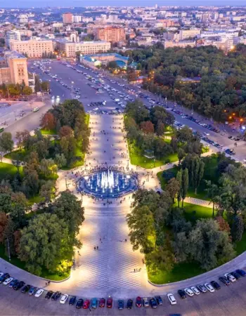 Площадь свободы Харьков 2020