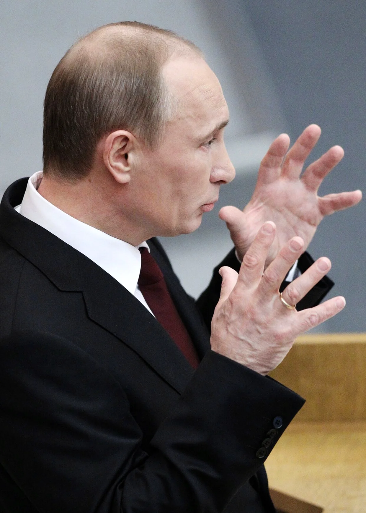 Руки Путина