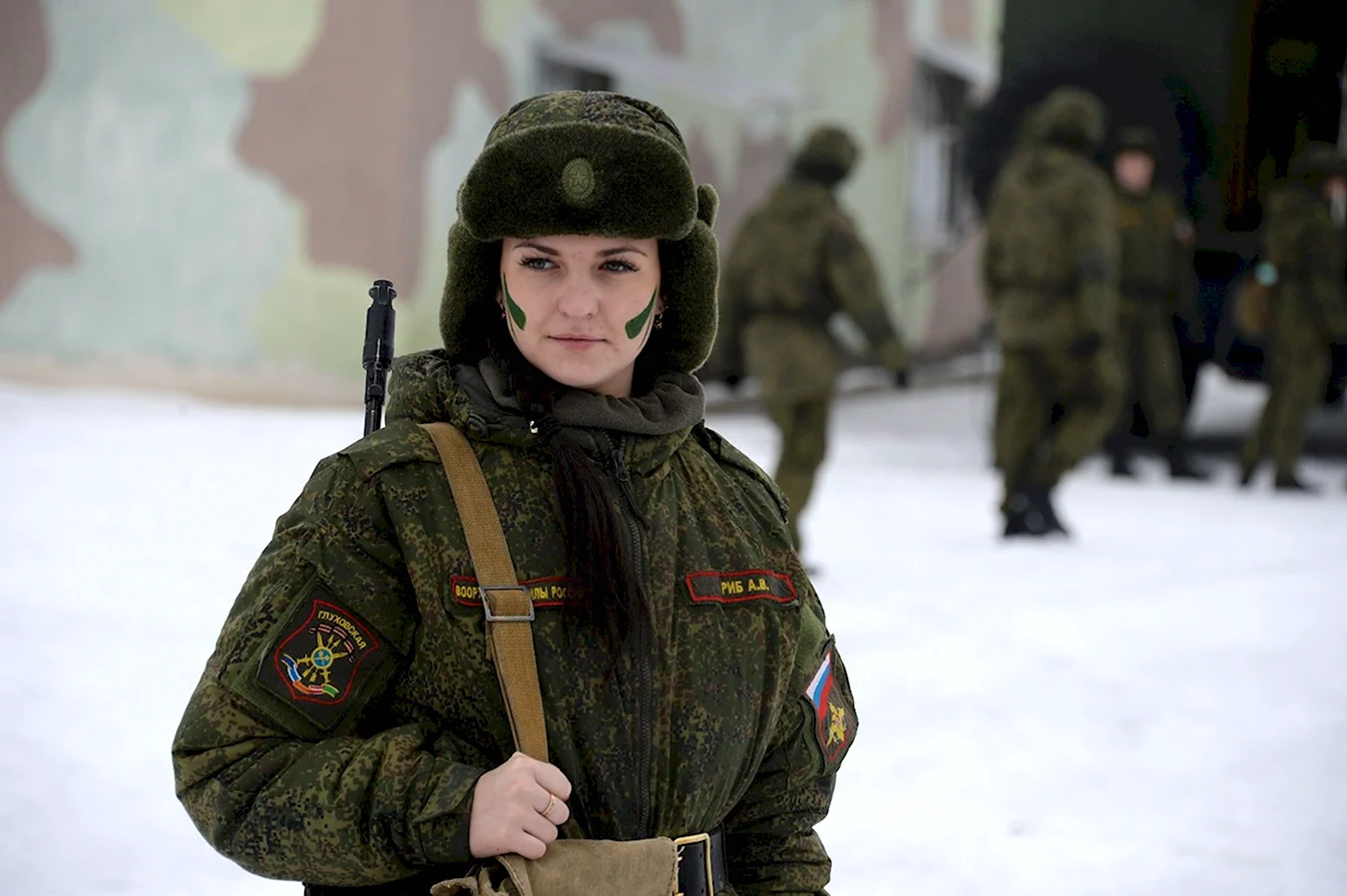 Русская Военная девушка