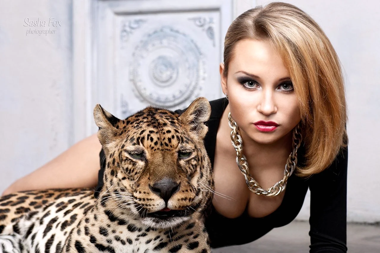 Саша Фортова леопард