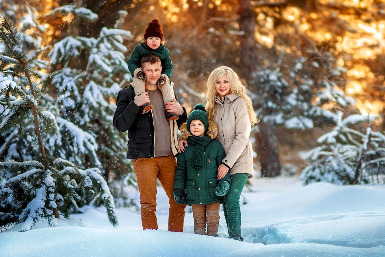 Семья фотосток зима