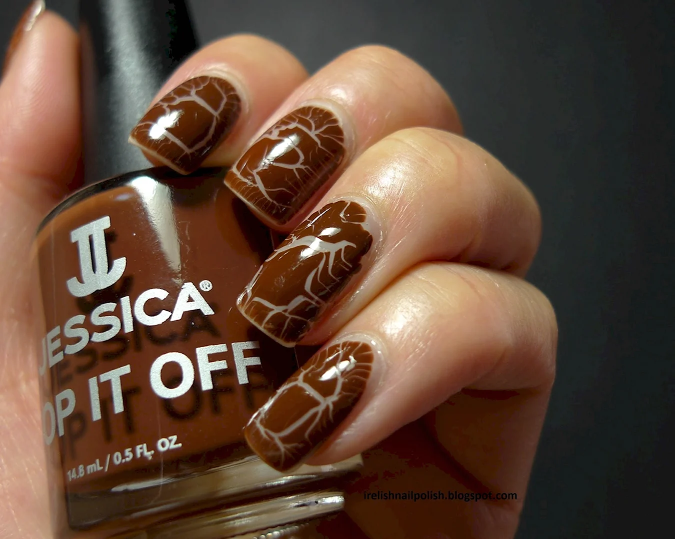 Шоколадно кофейные ногти