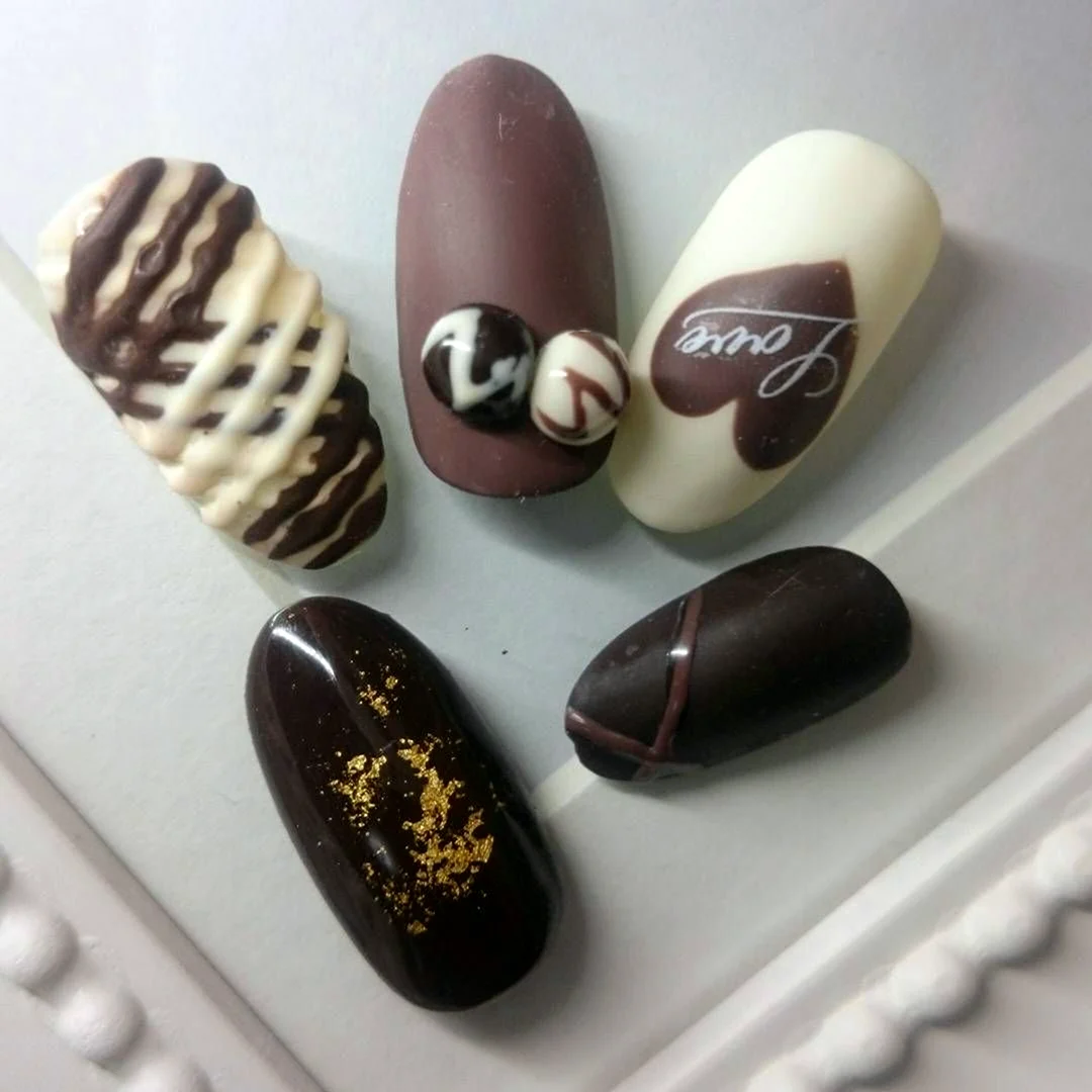 Шоколадные ногти