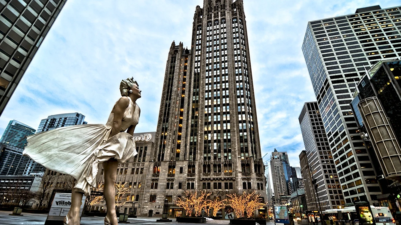 Статуя Мэрилин Монро в Чикаго