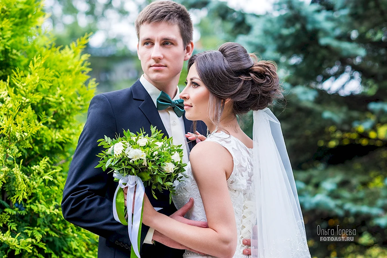 Свадебная фотосессия в Ботаническом саду Екатеринбург