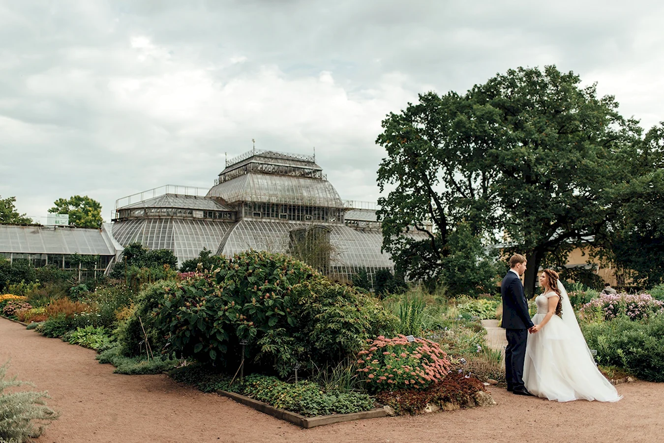 Свадебная фотосессия в Ботаническом саду Москва