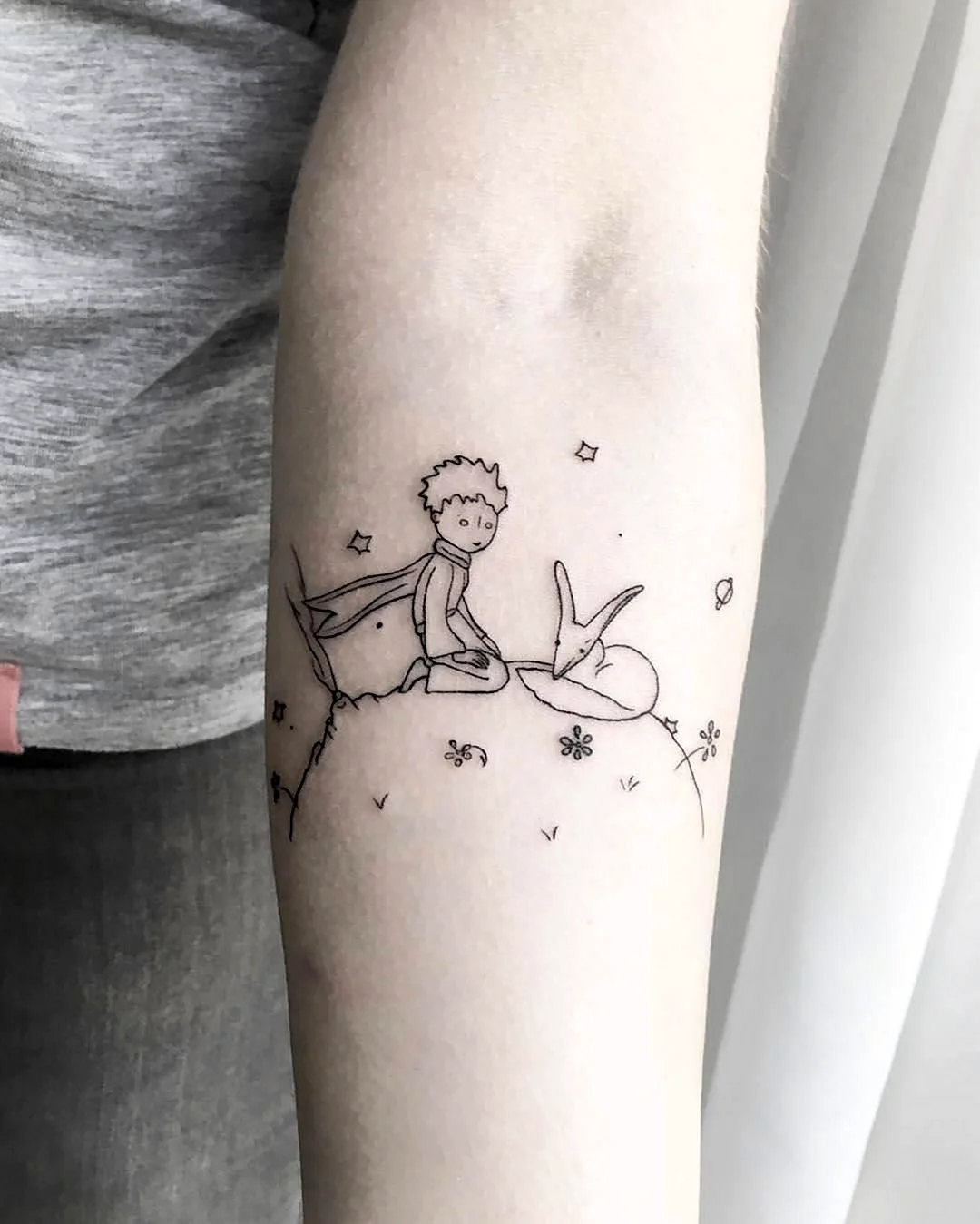 Татуировка маленький принц и Лис