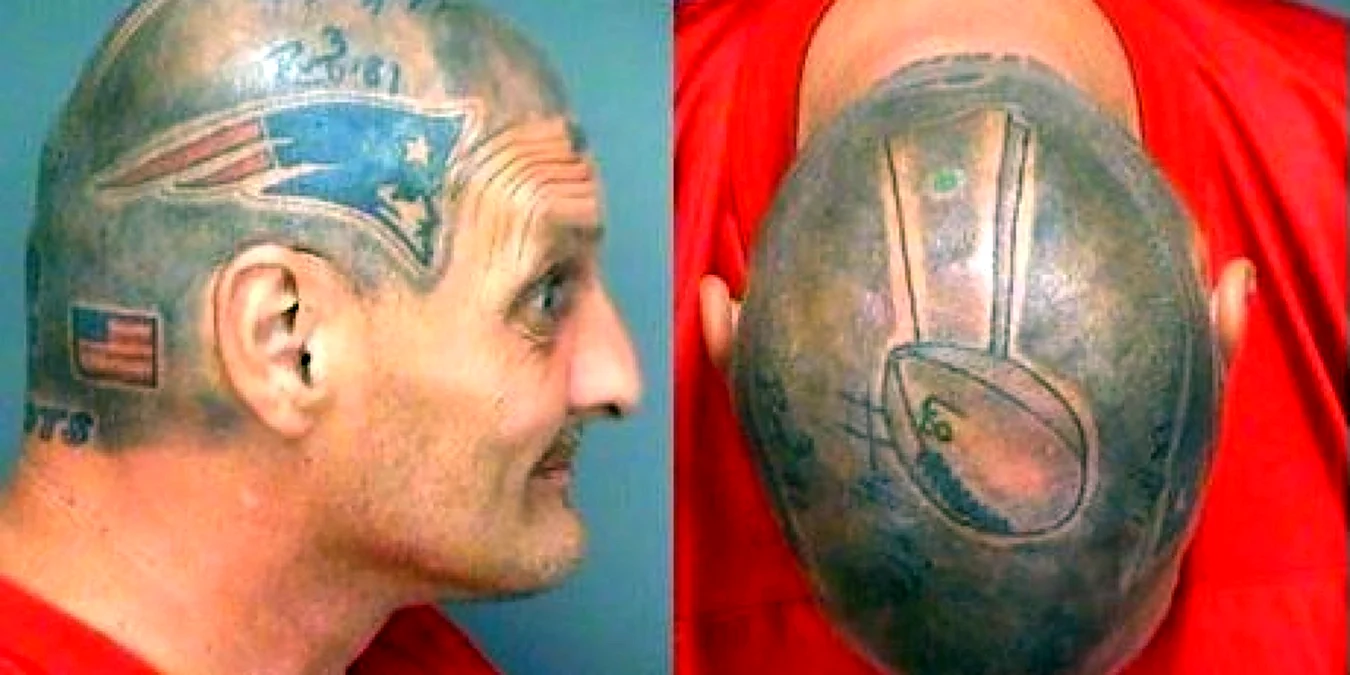 Татуировка на голове каска