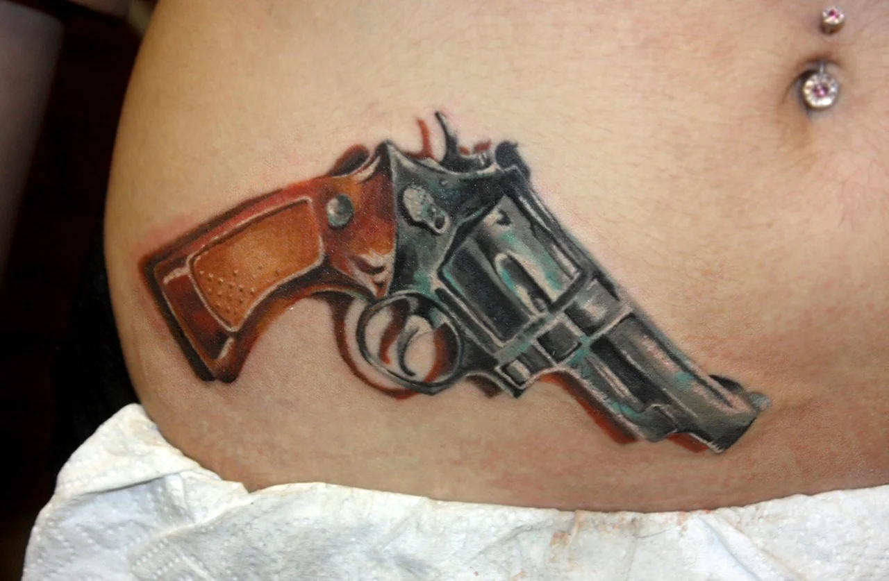 Татуировка пистолет