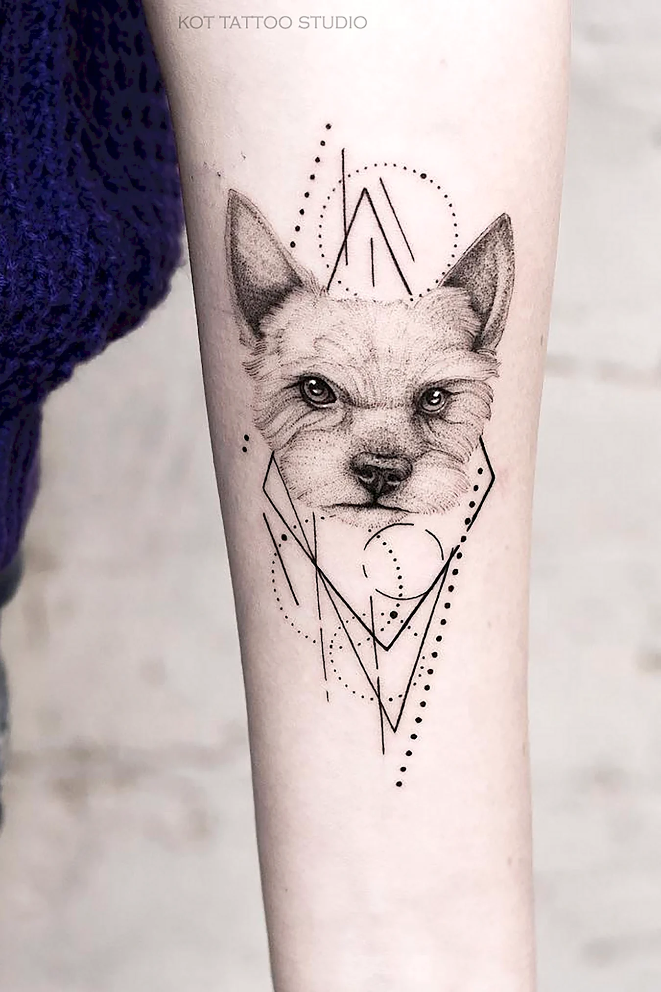 Татуировки для девушек на руке животные