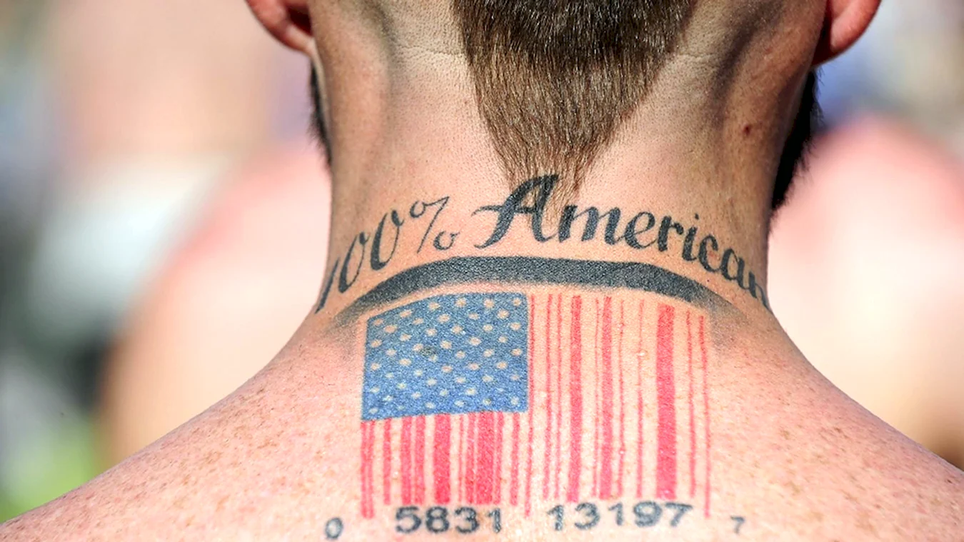 Татуировки для мужчин на шее штрих код
